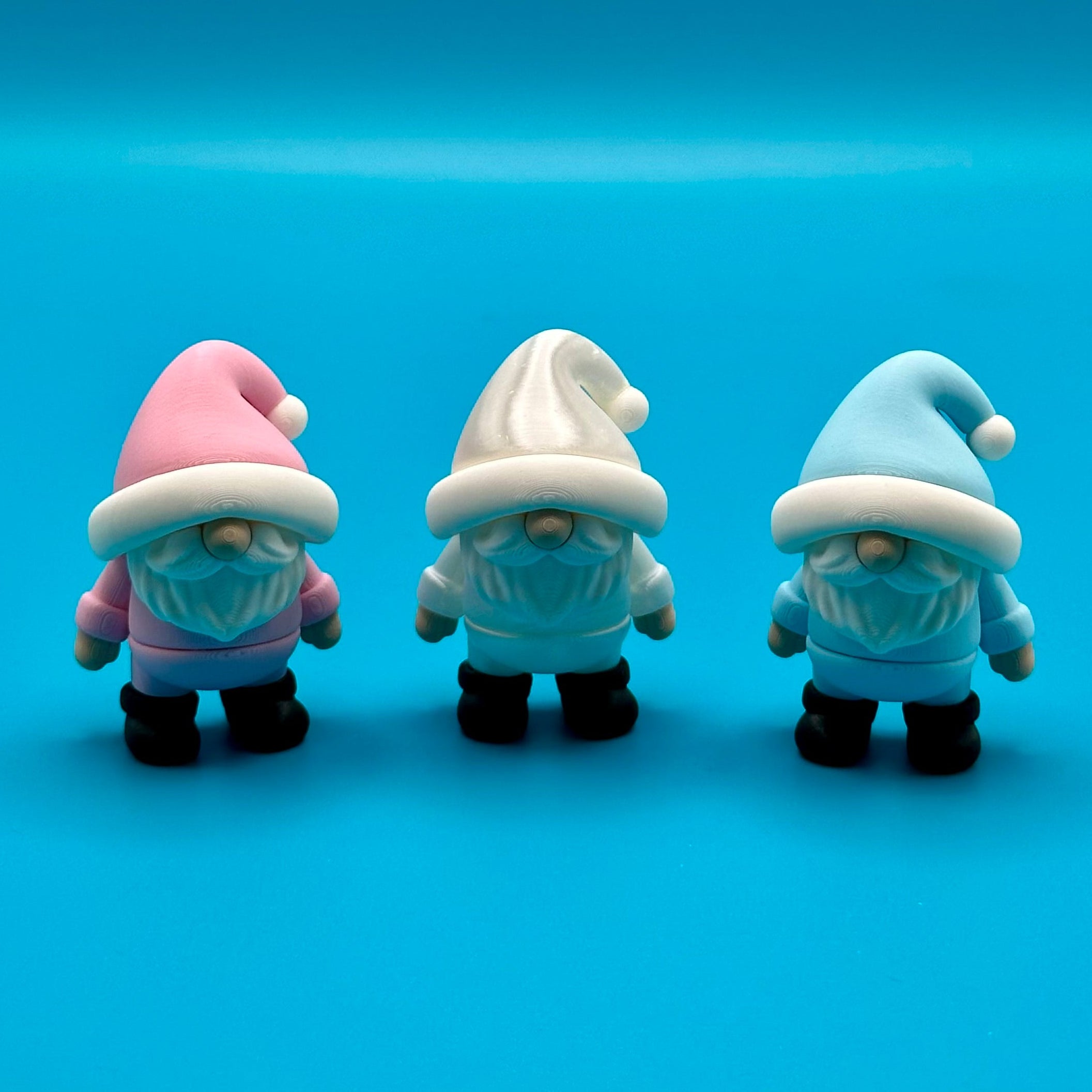 Pack de 3 Gnomos Navideños Nórdicos (Rosa, Blanco y Azul)