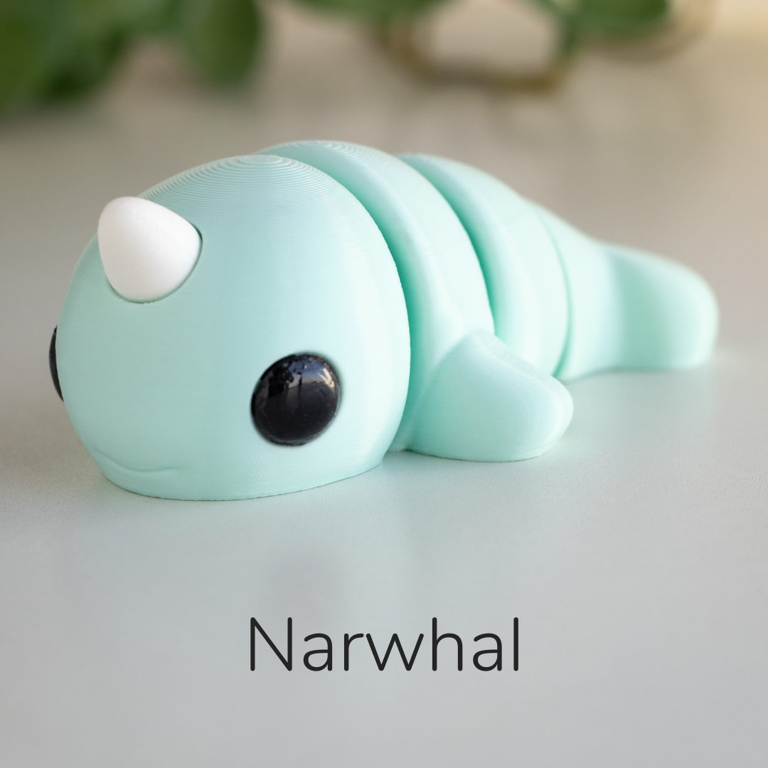Baby Narwhal / Bebé Narval